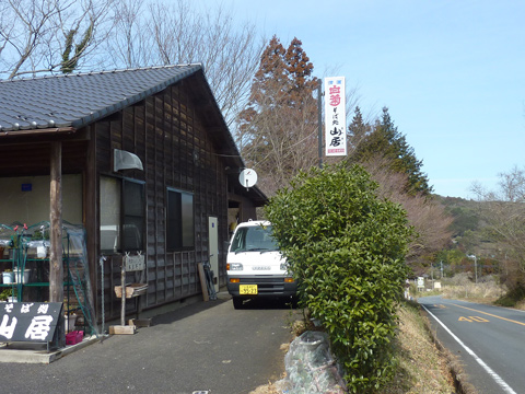 R1.jpg