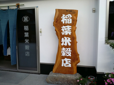 Ŕ1-2.jpg