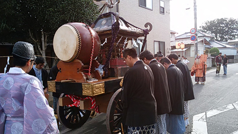 r2.jpg